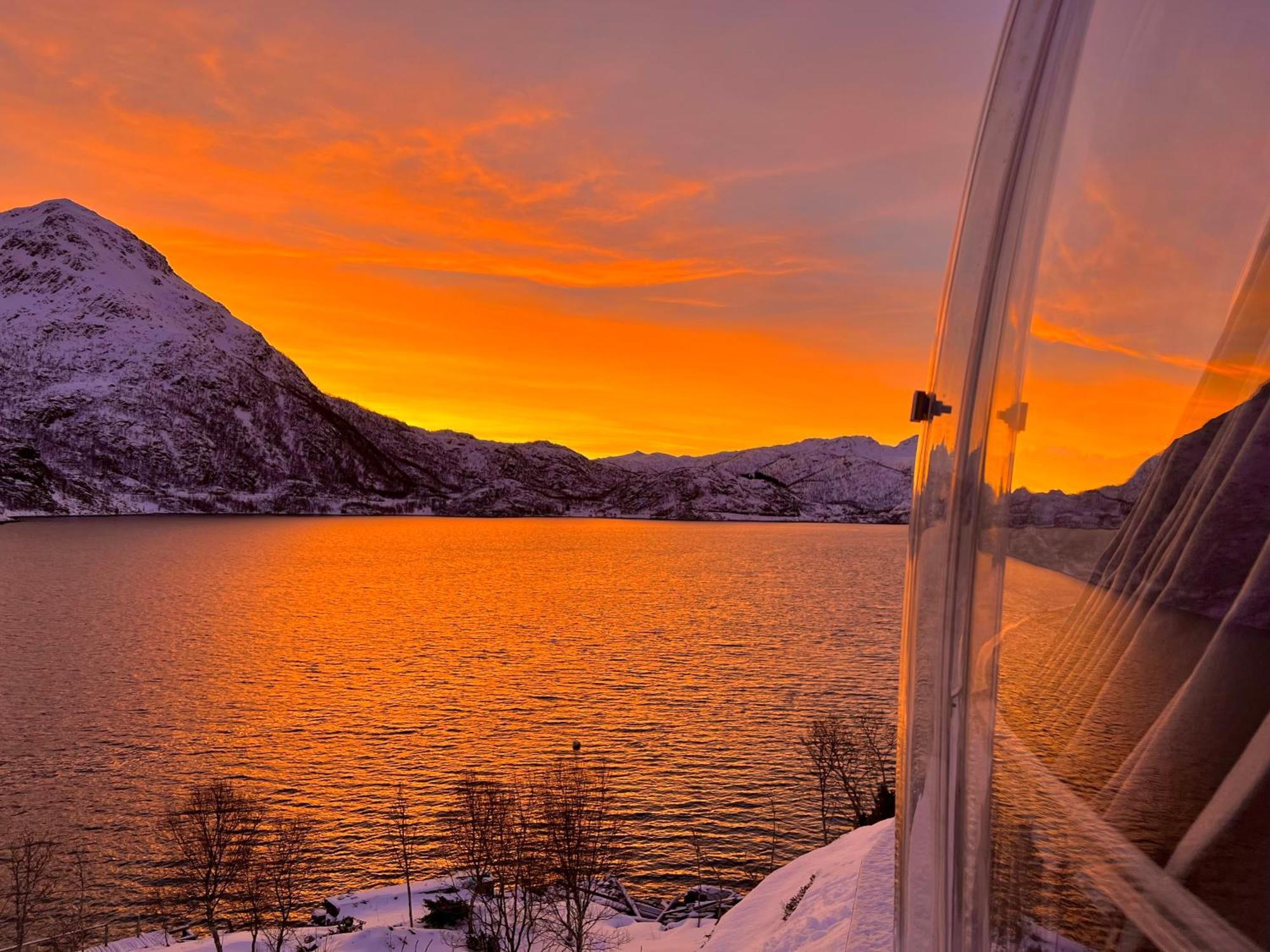 Lofoten Glampingdome Myrland Exterior photo